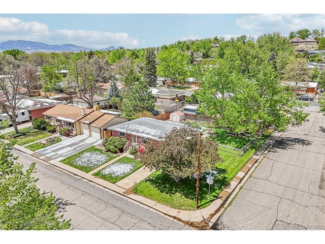 10209 W 68th Ave, Arvada, CO 80004