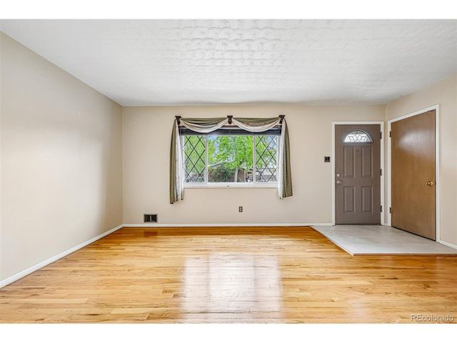 10209 W 68th Ave, Arvada, CO 80004