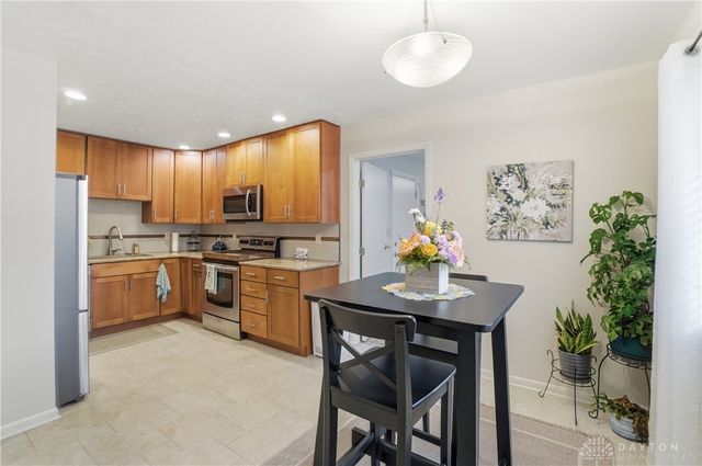 2516 E Whipp Road, Kettering, OH 45440