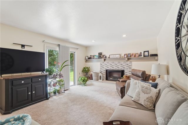 2516 E Whipp Road, Kettering, OH 45440