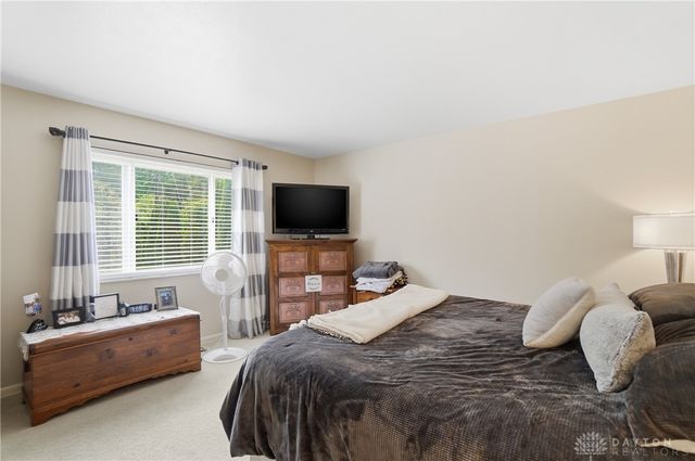 2516 E Whipp Road, Kettering, OH 45440