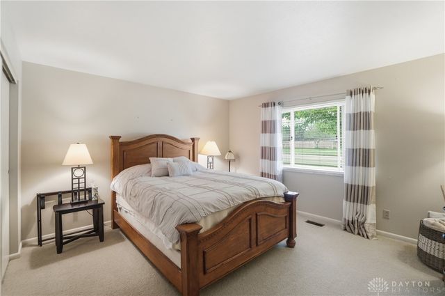2516 E Whipp Road, Kettering, OH 45440