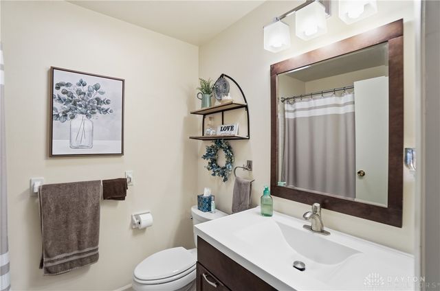 2516 E Whipp Road, Kettering, OH 45440