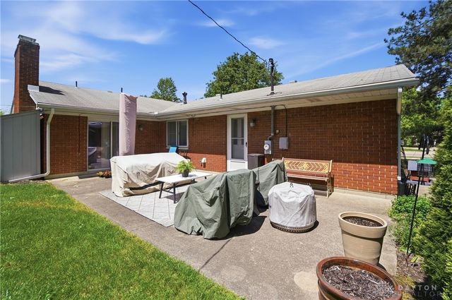 2516 E Whipp Road, Kettering, OH 45440