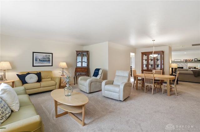 2516 E Whipp Road, Kettering, OH 45440
