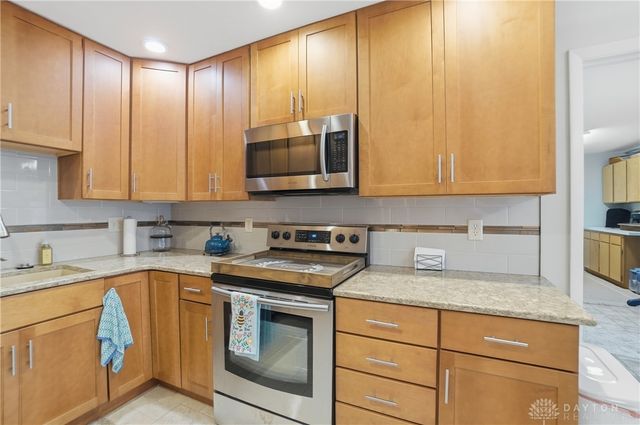 2516 E Whipp Road, Kettering, OH 45440