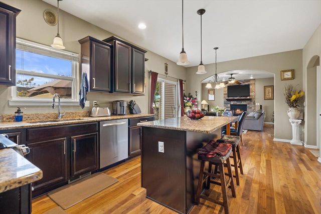 9026 62nd AVENUE, Pleasant Prairie, WI 53158
