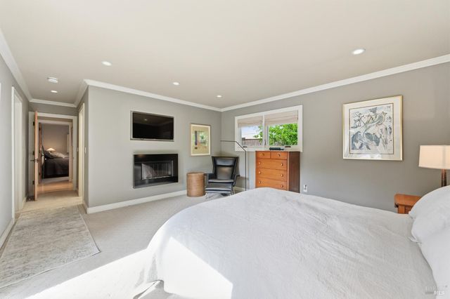 1675 Sylvaner Ave, St. Helena, CA 94574