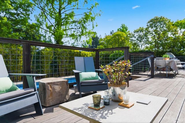 1675 Sylvaner Ave, St. Helena, CA 94574