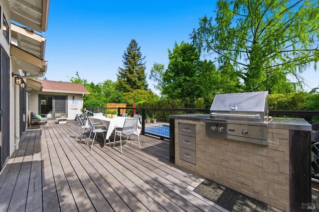 1675 Sylvaner Ave, St. Helena, CA 94574