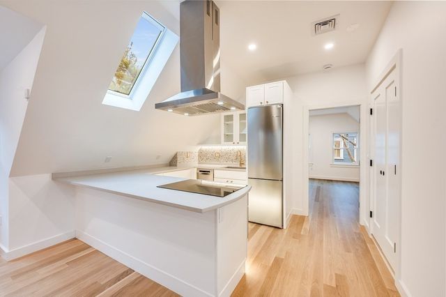 79 Dana 3, Cambridge, MA 02123