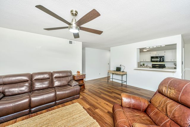 2311 Tall Sail Drive Apt A, Charleston, SC 29414