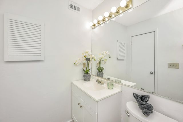2311 Tall Sail Drive Apt A, Charleston, SC 29414