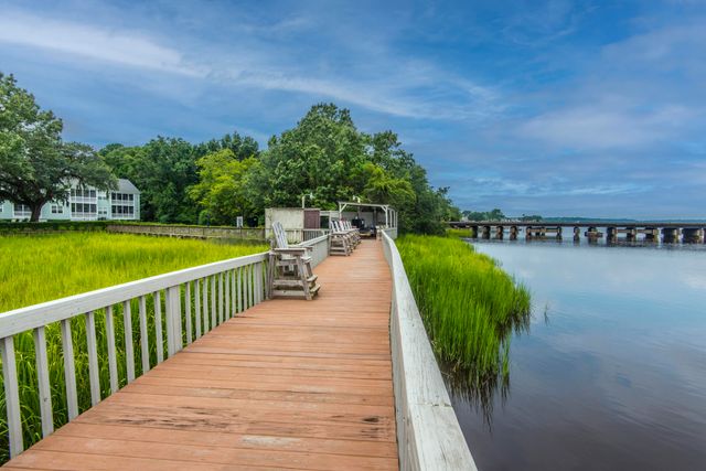 2311 Tall Sail Drive Apt A, Charleston, SC 29414
