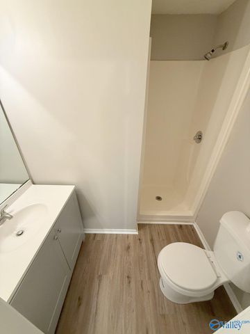 2700 A Lantern Walk A, Huntsville, AL 35803