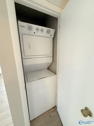 2700 A Lantern Walk A, Huntsville, AL 35803