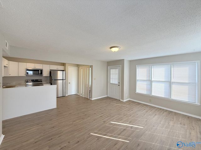 2700 A Lantern Walk A, Huntsville, AL 35803