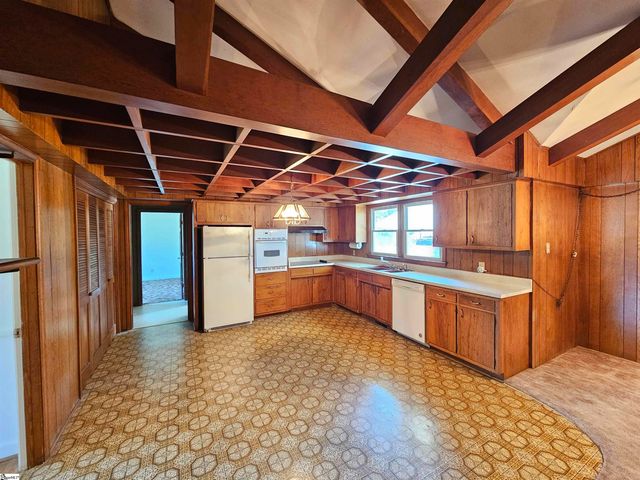 233 Balfer Drive, Greenville, SC 29615