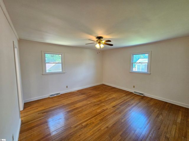 233 Balfer Drive, Greenville, SC 29615