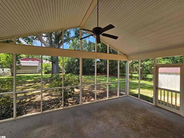 233 Balfer Drive, Greenville, SC 29615