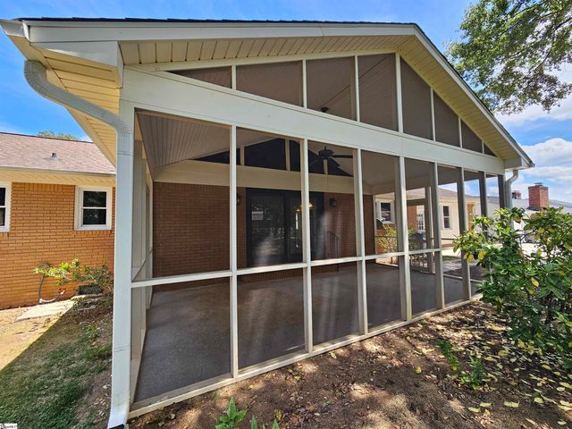 233 Balfer Drive, Greenville, SC 29615