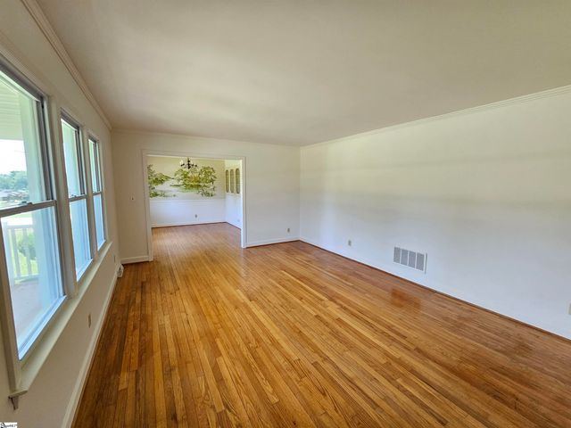 233 Balfer Drive, Greenville, SC 29615