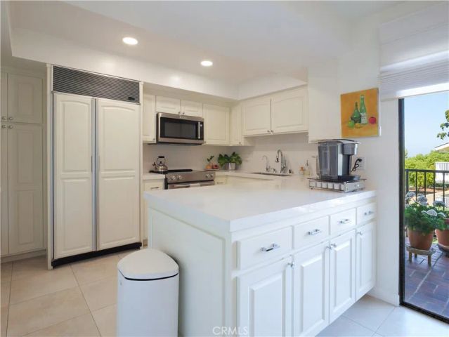 2201 Via Carrillo 2A, Palos Verdes Estates, CA 90274