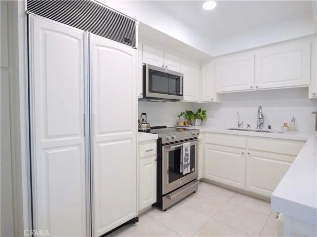 2201 Via Carrillo 2A, Palos Verdes Estates, CA 90274