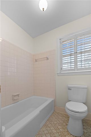 1618 E Saluda Lake Road, Greenville, SC 29611