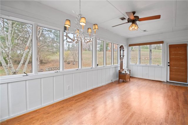 1618 E Saluda Lake Road, Greenville, SC 29611