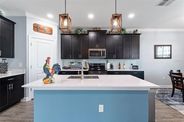 1130 BLACKWOLF RUN RD, Davenport, FL 33896