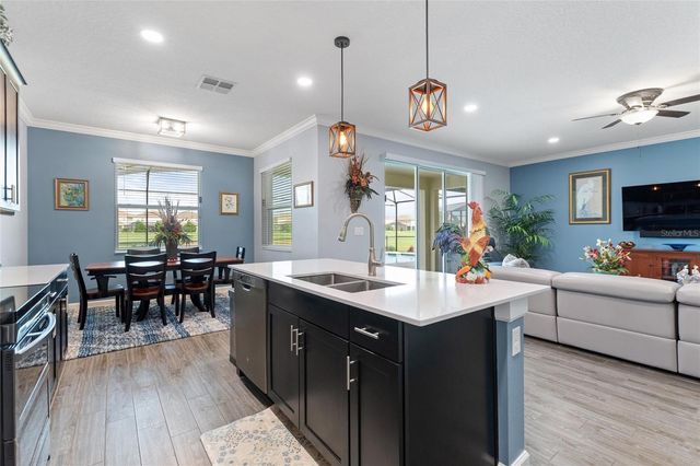 1130 BLACKWOLF RUN RD, Davenport, FL 33896
