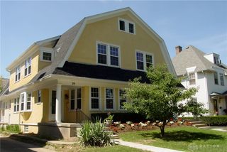18/20 Spirea Drive, Oakwood, OH 45419