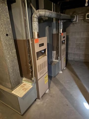 6100 W Lisbon AVENUE, Milwaukee, WI 53210