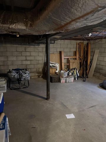 6100 W Lisbon AVENUE, Milwaukee, WI 53210