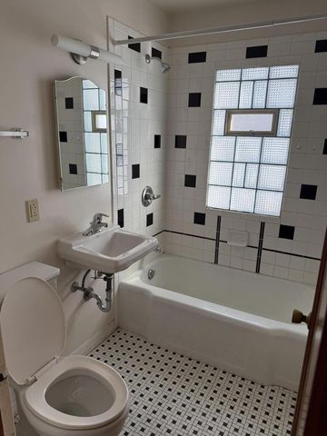 6100 W Lisbon AVENUE, Milwaukee, WI 53210