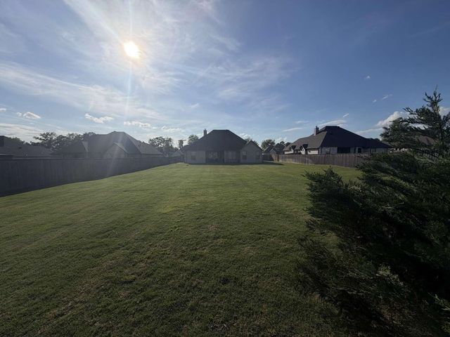 110 Saddle Brook Circle, Hallsville, TX 75650
