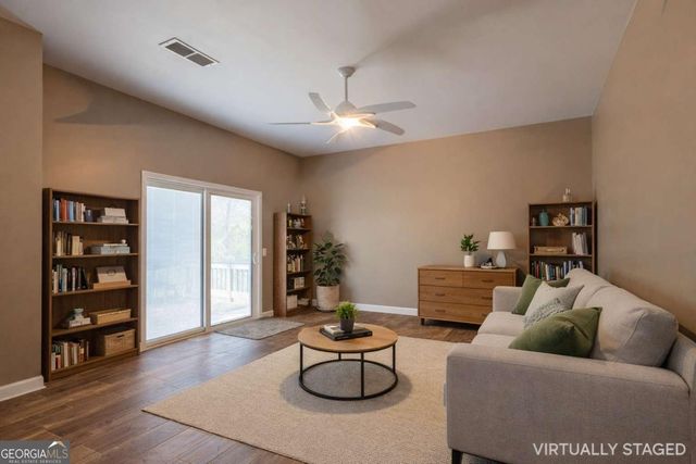 88 Geraldine Drive SE, Smyrna, GA 30082