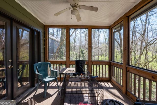 88 Geraldine Drive SE, Smyrna, GA 30082