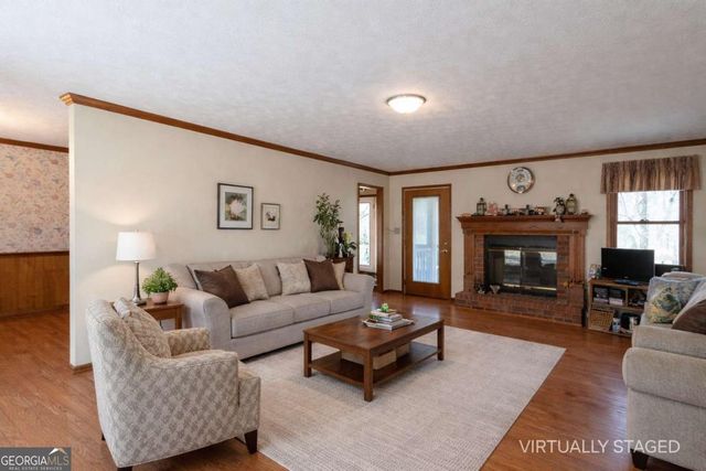 88 Geraldine Drive SE, Smyrna, GA 30082