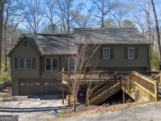 88 Geraldine Drive SE, Smyrna, GA 30082