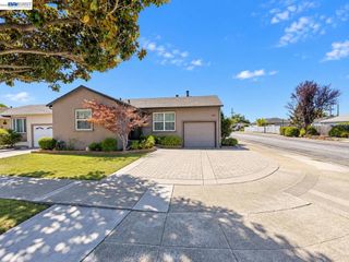 921 Hutchings Drive, San Leandro, CA 94577