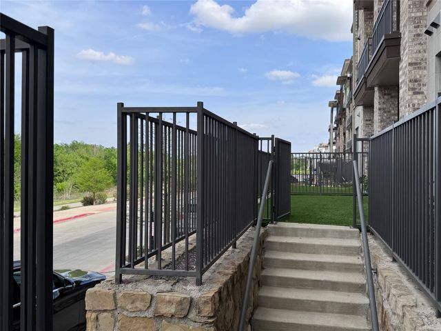 2700 Old Denton Road 1030, Carrollton, TX 75007