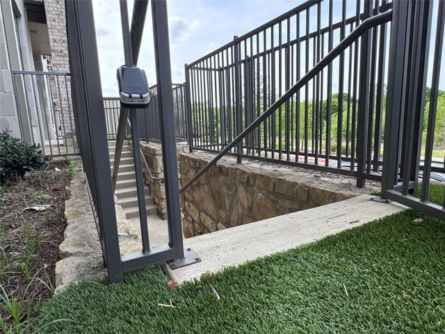 2700 Old Denton Road 1030, Carrollton, TX 75007