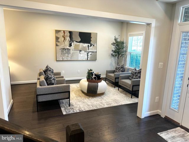 43451 CHARITABLE ST, Ashburn, VA 20148