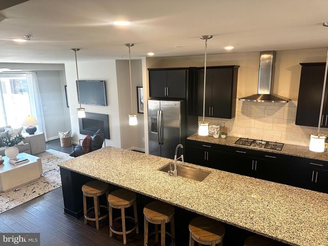 43451 CHARITABLE ST, Ashburn, VA 20148