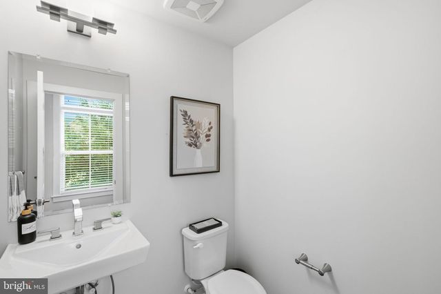 43451 CHARITABLE ST, Ashburn, VA 20148