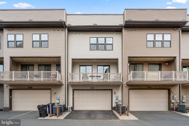 43451 CHARITABLE ST, Ashburn, VA 20148