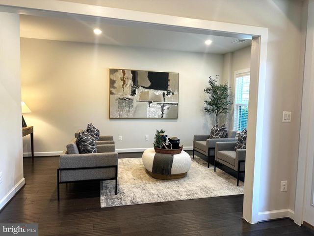 43451 CHARITABLE ST, Ashburn, VA 20148