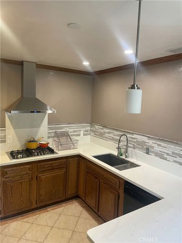 900 E Alpha Street, Inglewood, CA 90302